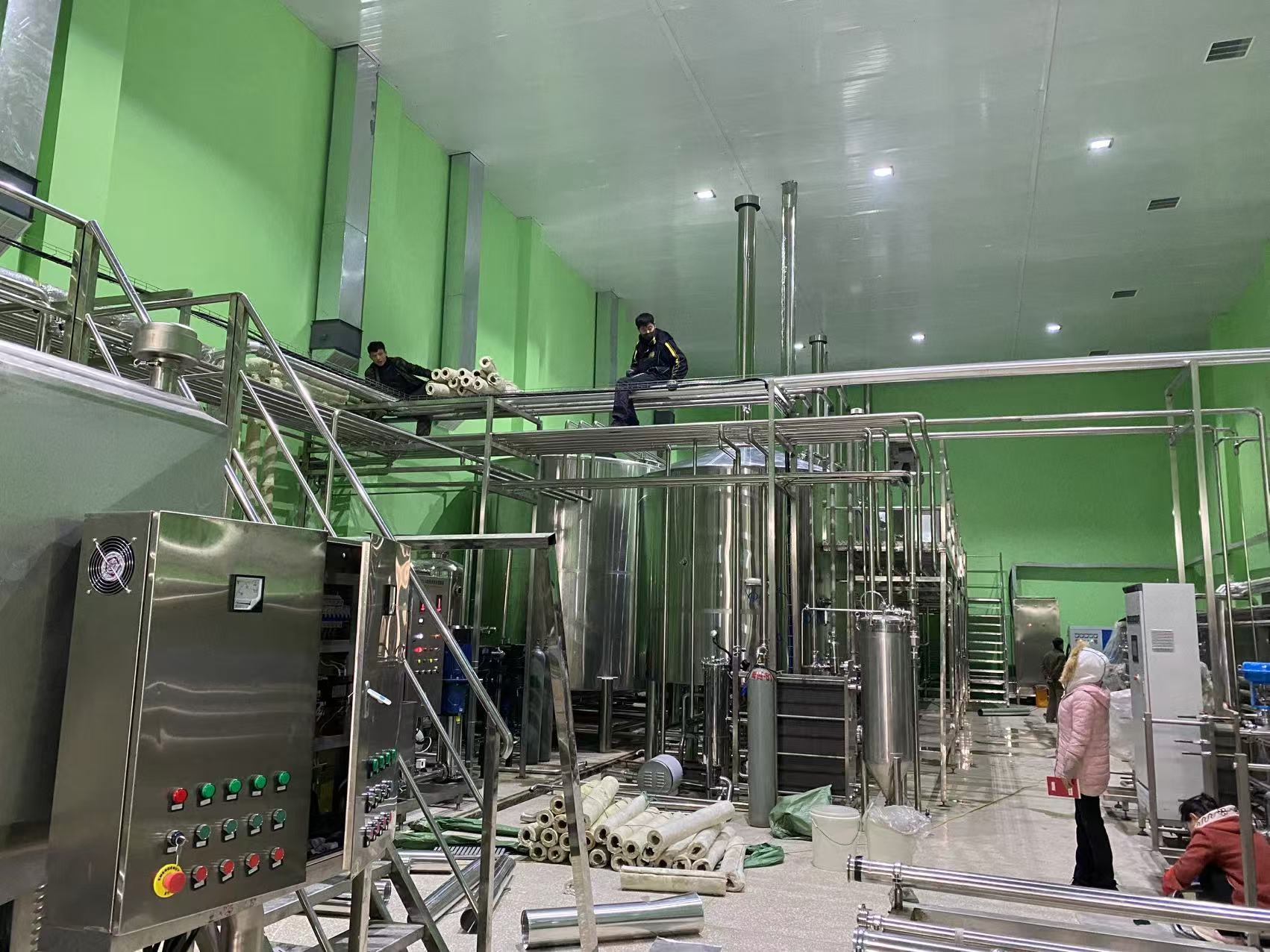 册亨精酿啤酒设备厂—精酿啤酒设备制造：传承工艺与创新科技的交融